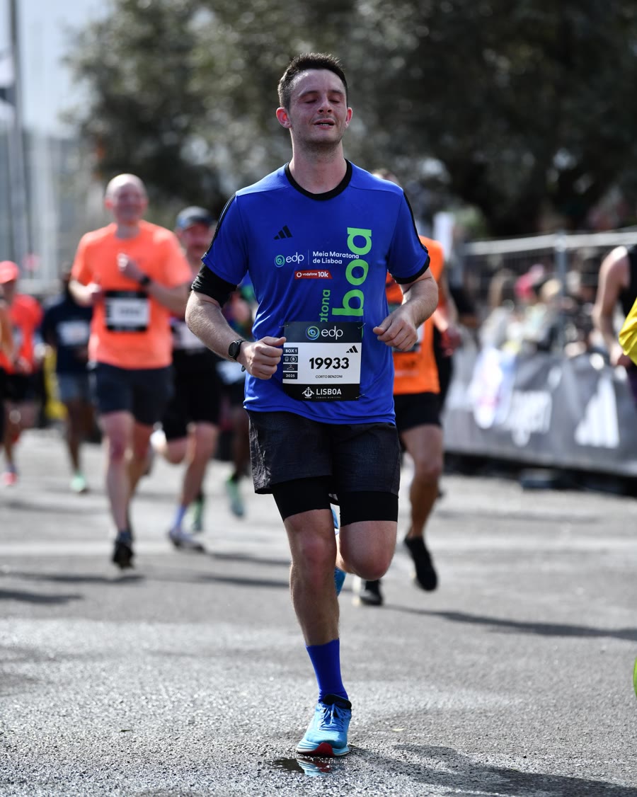Corto Benzoni en course sur le semi-marathon de Lisbonne.